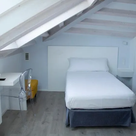 Alda San Bieito 3* سانتياغو دي كومبوستيلا